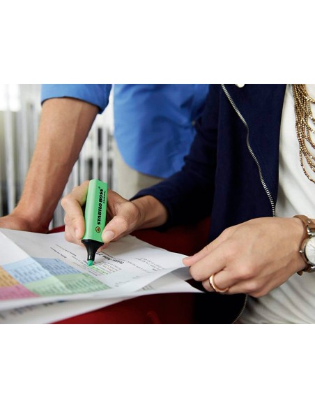 Rotulador stabilo boss fluorescente 70 verde estuche de 4 unidades