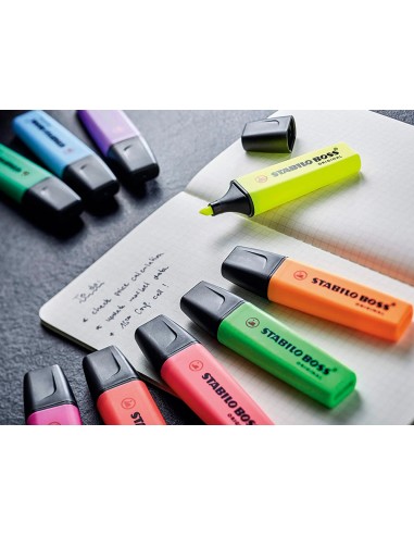 Rotulador stabilo boss fluorescente 70 amarillo estuche de 4 unidades