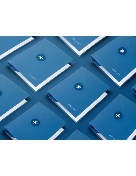 Carpeta antartik a4 forrada 4 anillas 25 mm redondas color azul oscuro