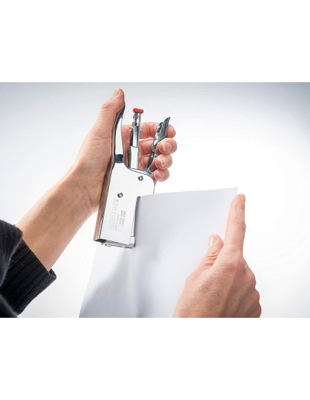 Grapadora novus tenaza b39 cromada capacidad 50 hojas usa grapas 24 6 8 y 26 6 8