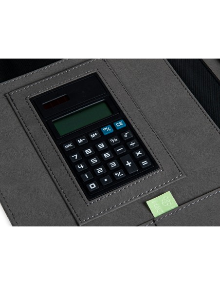 Carpeta portafolios q connect a4 con calculadora bloc 20 hojas y departamentos interiores color gris 250x315
