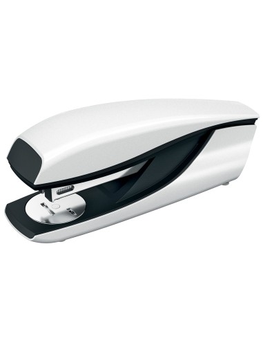 Grapadora petrus 635 wow blanca metalizada capacidad 30 hojas
