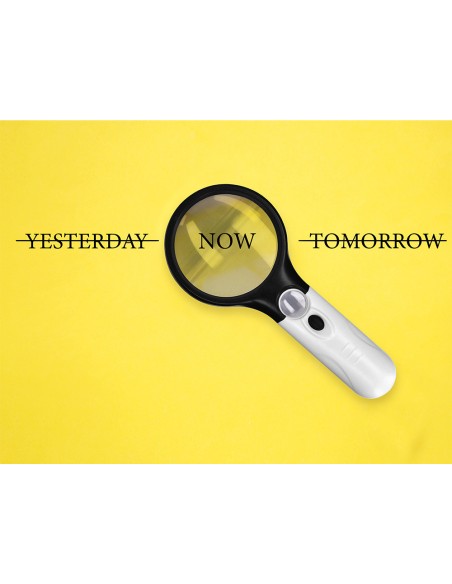 Lupa q connect electrica aro abs 75 mm 3 aumentos 3 bombillas led lente 70 mm Lupa q connect electrica aro abs 75 mm 3 aumentos 3 bombillas led lente 70 mm