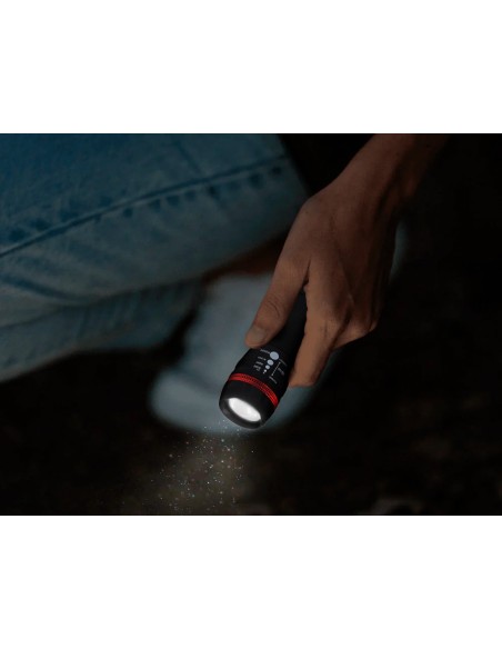 Linterna q connect kf18749 plastico con zoom 1w modo alumbrado encendido apagado incluye 3 pilas aaa