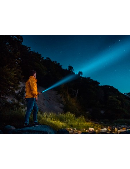 Linterna q connect telescopica aluminio 5w modo alumbrado alto medio bajo estroboscopio sosapagado 3 pilas aaa