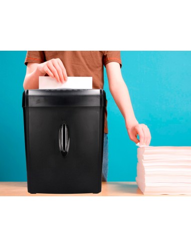 Destructora de documentos q connect kf17970 capacidad de corte 6 h destruye grapas clips y tarjetas papelera 14l