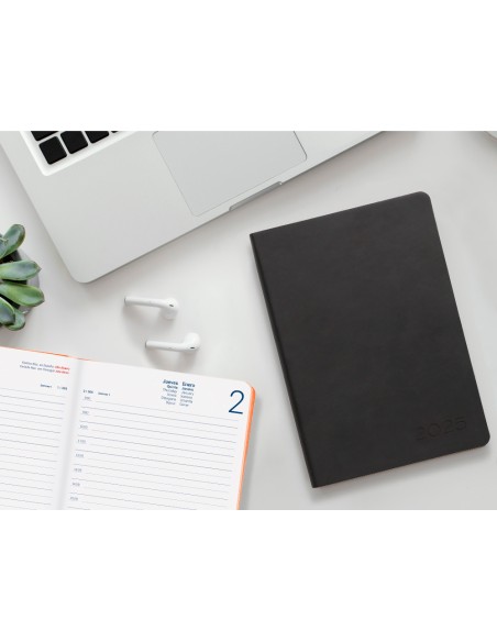 Agenda encuadernada liderpapel sifnos a5 2025 dia pagina color naranja papel 70 gr
