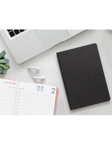 Agenda encuadernada liderpapel sifnos a5 2025 dia pagina color rojo papel 70 gr