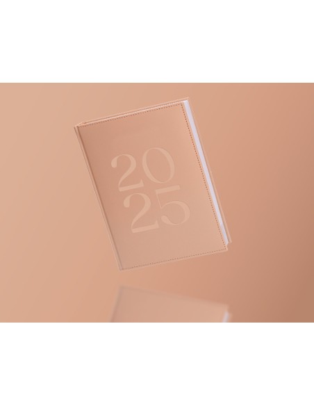 Agenda encuadernada liderpapel creta 170 x 240 2025 dia pagina color rosa nude papel 70 gr