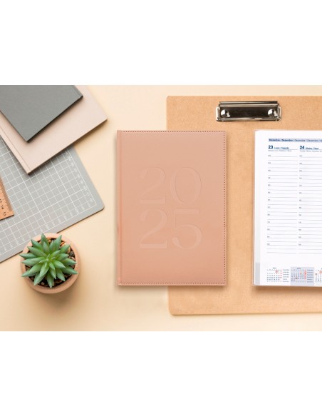 Agenda encuadernada liderpapel creta a5 2025 semana vista color rosa nude papel 70 gr