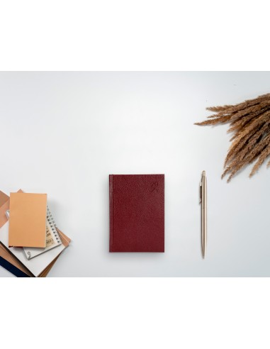 Agenda encuadernada liderpapel corfu a6 2025 dia pagina color rojo papel 60 gr