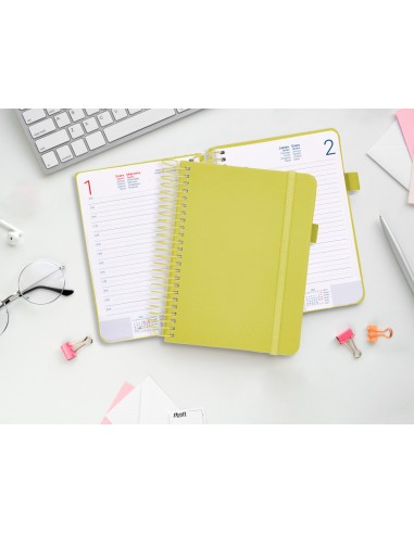 Agenda encuadernada liderpapel neon a5 2025 dia pagina color amarillo papel 70 gr