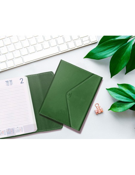 Agenda encuadernada liderpapel psara a5 2025 dia pagina color verde papel 70 gr