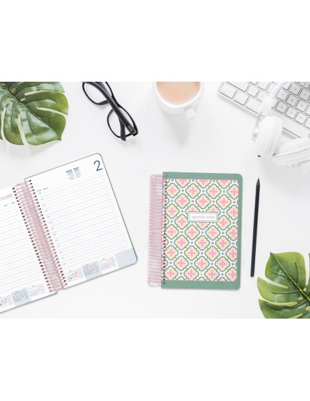 Agenda espiral liderpapel peri ssa a5 2025 dia pagina color verde papel 80 gr