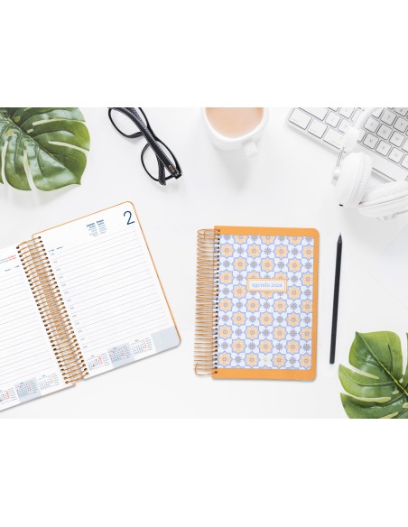 Agenda espiral liderpapel peri ssa a5 2025 dia pagina color naranja papel 80 gr