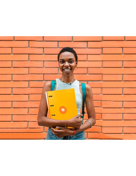 Carpeta con recambio antartik a4 cuadro 5mm forrada 4 anillas 25mm redondas color mostaza