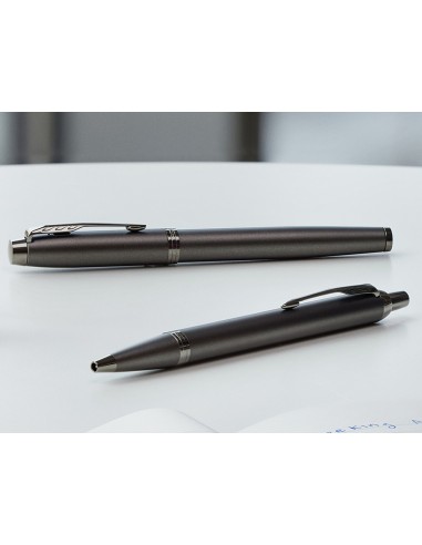 Boligrafo parker im professionals monochrome bronce en estuche de regalo