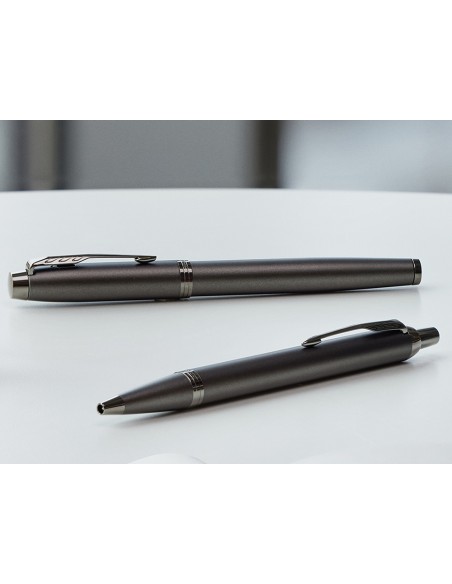 Pluma parker im professionals monochrome bronce plumin f en estuche de regalo Pluma parker im professionals monochrome bronce plumin f en estuche de regalo