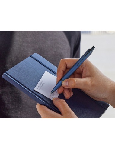 Boligrafo parker im professionals monochrome blue en estuche de regalo