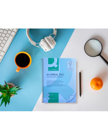 Cuaderno espiral q connect a4 micro tapa plastico 80h 70g cuadro 5mm sin bandas 4 taladros azul fsc