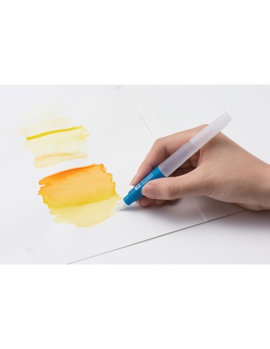 Pincel tombow water brush con deposito rellenable punta plana blister de 1 unidad