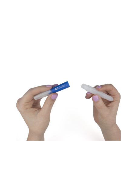 Pincel tombow water brush con deposito rellenable punta plana blister de 1 unidad Pincel tombow water brush con deposito rellenable punta plana blister de 1 unidad