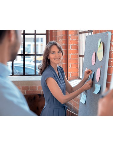 Pizarra blanca nobo movemeet con tablero de anuncios portatil marco negro doble cara magnetica 1800x900 mm