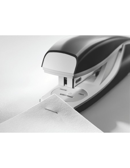 Grapadora petrus 635 wow rojo metalizado capacidad 30 hojas en blister usa grapas 22 6 24 6 y 26 6