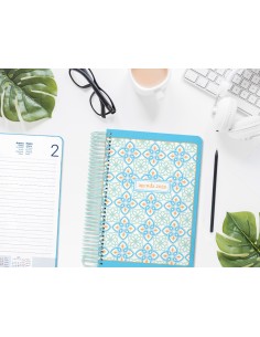 Agenda espiral liderpapel peri ssa 2025 dia pagina disenos surtidos papel de 80 g expositor con 8 unidades