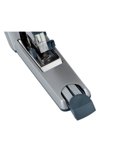 Grapadora petrus 1500 capacidad 120 hojas usa grapas 23 15xl color plata