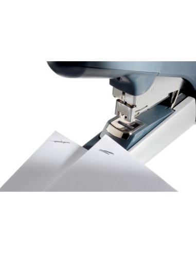 Grapadora petrus 1400 capacidad 60 hojas color plata usa grapas 25 10