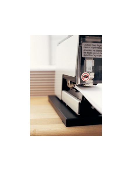 Grapadora electrica rapid 105e capacidad 50 hojas usa grapas 66 6 8 mm color blanco negro