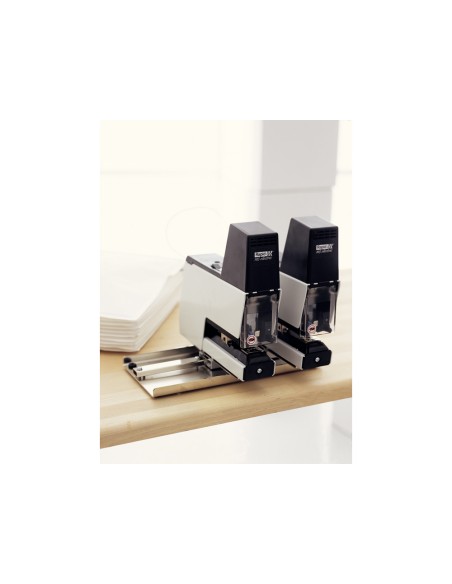 Grapadora electrica rapid 105e capacidad 50 hojas usa grapas 66 6 8 mm color blanco negro